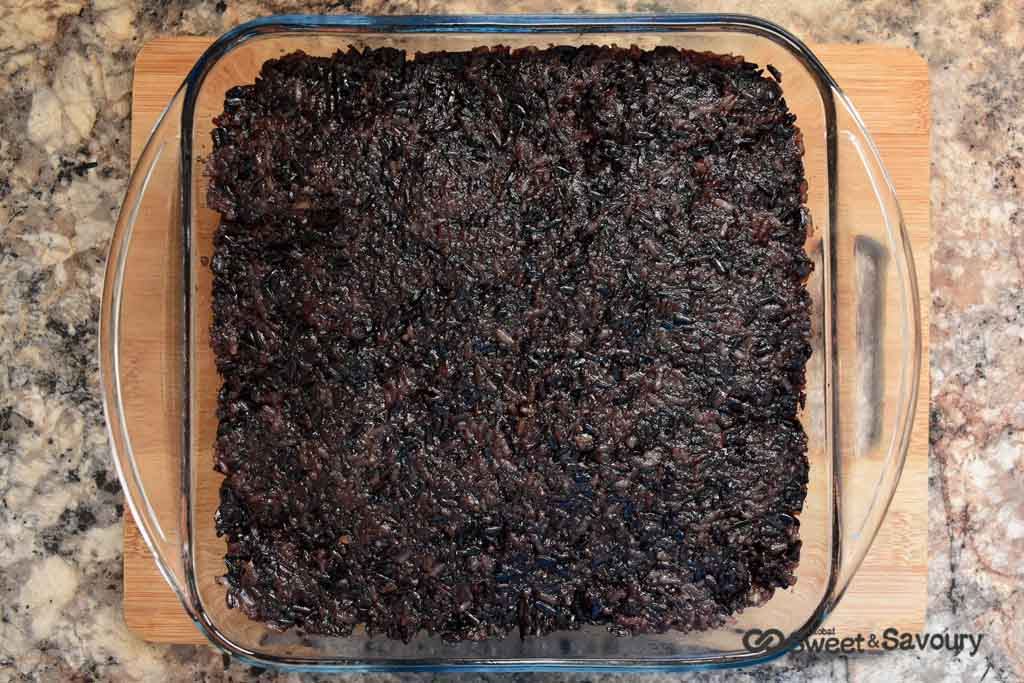 glutinous rice cake baked