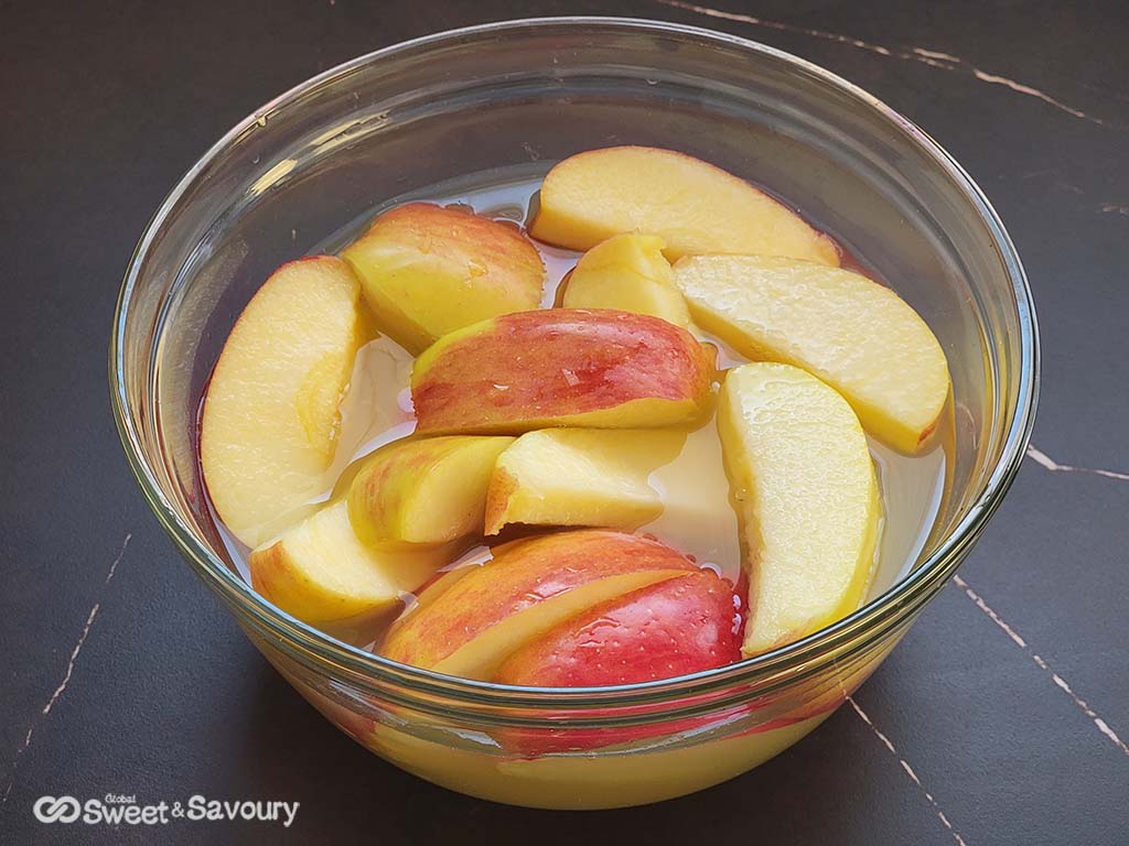 apple in pineapple juice
