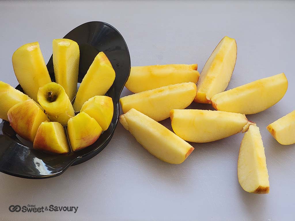 sliced apple